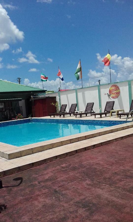 De Kolibrie Appartementen Paramaribo Exterior foto